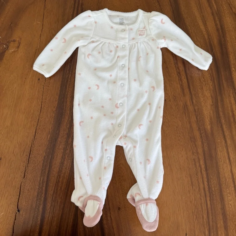 Carter’s Baby Girl One Piece with Pink Moon, Star, and Angel Wings Pattern 6M